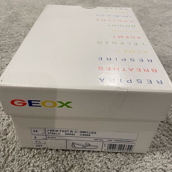 Geox Boys New Fast Slip-On Loafers Black Leather Size 3 NWT - Picture 9 of 9